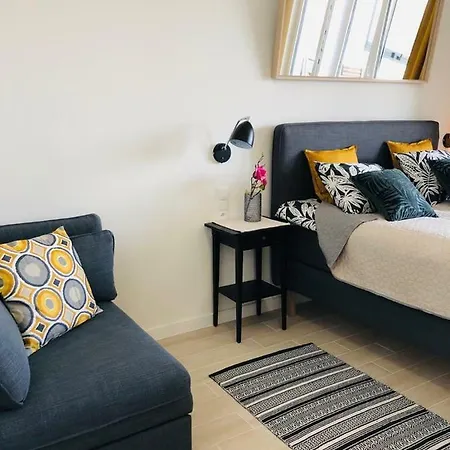 Aquamarina Onyx Gold Apartment