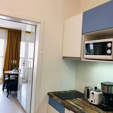 Aquamarina Onyx Gold